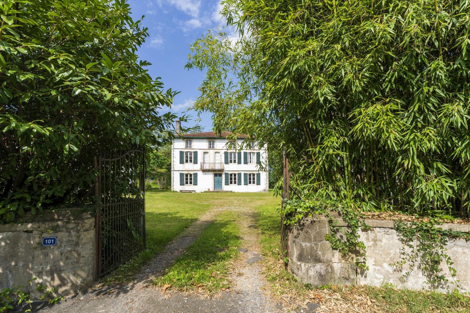 Maison Etxeparea Holiday home